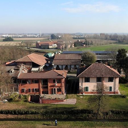 Agriturismo Cascina Selva Bed and Breakfast Ozzero Exterior foto